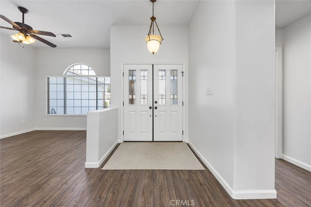 Bakersfield, California 93312, United States, 4 Bedrooms Bedrooms, ,2 BathroomsBathrooms,Residential,Active,212066