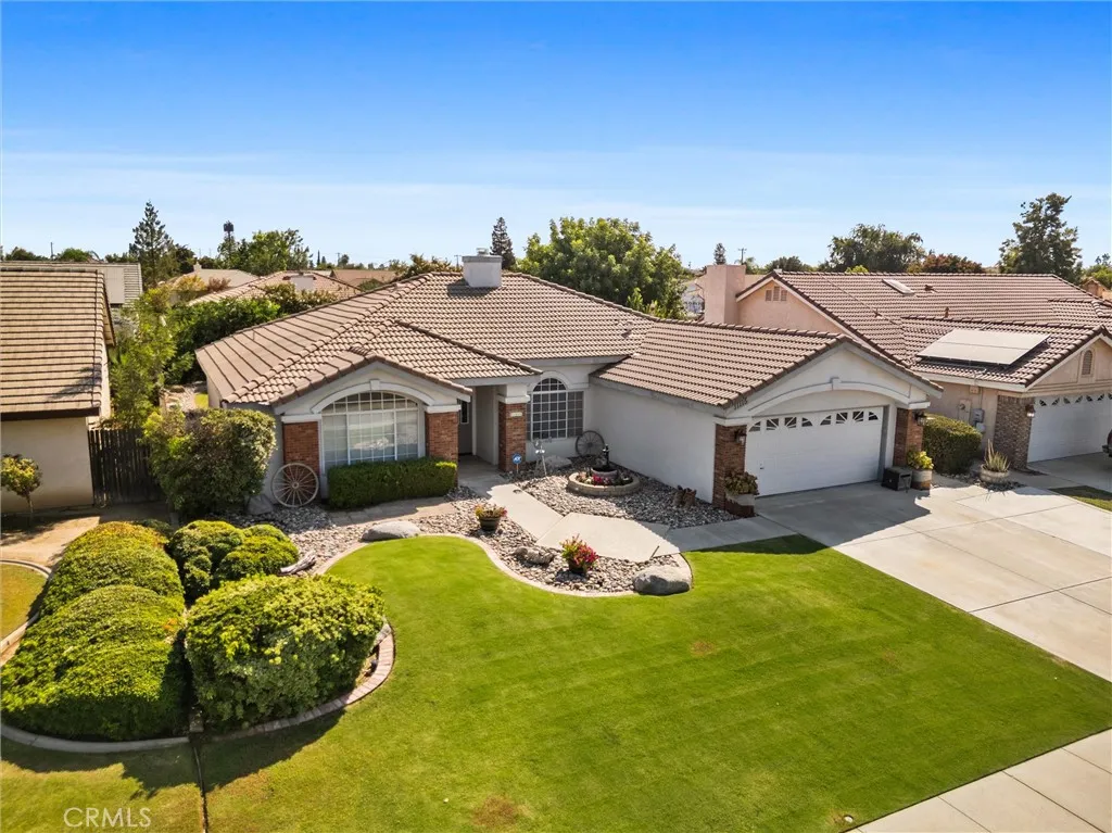 Bakersfield, California 93312, United States, 4 Bedrooms Bedrooms, ,2 BathroomsBathrooms,Residential,Active,212066