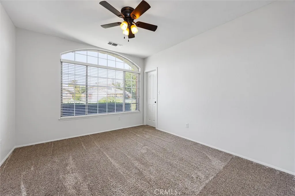 Bakersfield, California 93312, United States, 4 Bedrooms Bedrooms, ,2 BathroomsBathrooms,Residential,Active,212066