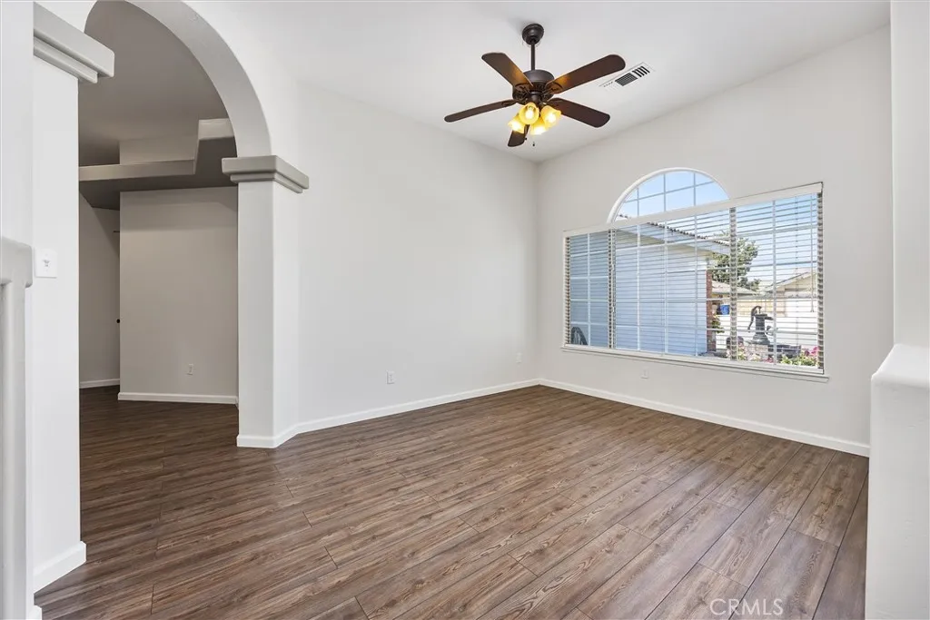 Bakersfield, California 93312, United States, 4 Bedrooms Bedrooms, ,2 BathroomsBathrooms,Residential,Active,212066