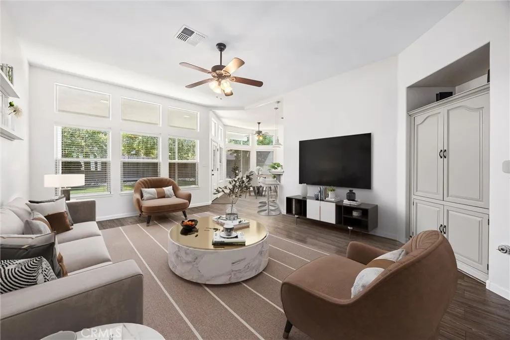 Bakersfield, California 93312, United States, 4 Bedrooms Bedrooms, ,2 BathroomsBathrooms,Residential,Active,212066