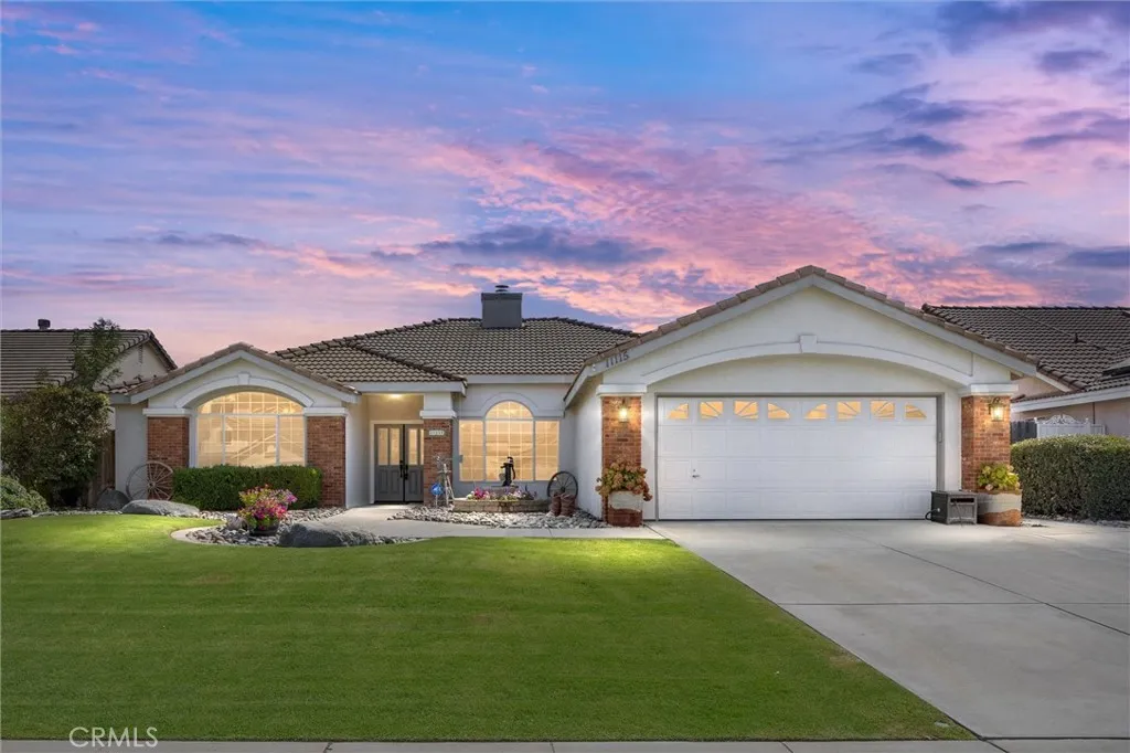 Bakersfield, California 93312, United States, 4 Bedrooms Bedrooms, ,2 BathroomsBathrooms,Residential,Active,212066