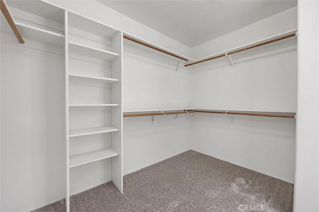 Bakersfield, California 93312, United States, 4 Bedrooms Bedrooms, ,2 BathroomsBathrooms,Residential,Active,212066