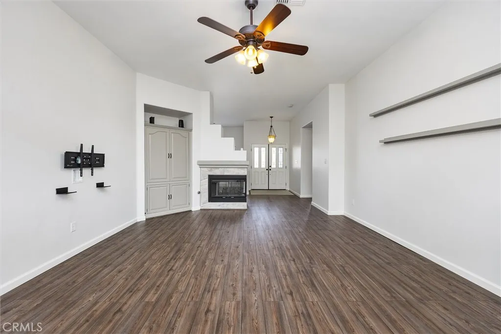 Bakersfield, California 93312, United States, 4 Bedrooms Bedrooms, ,2 BathroomsBathrooms,Residential,Active,212066