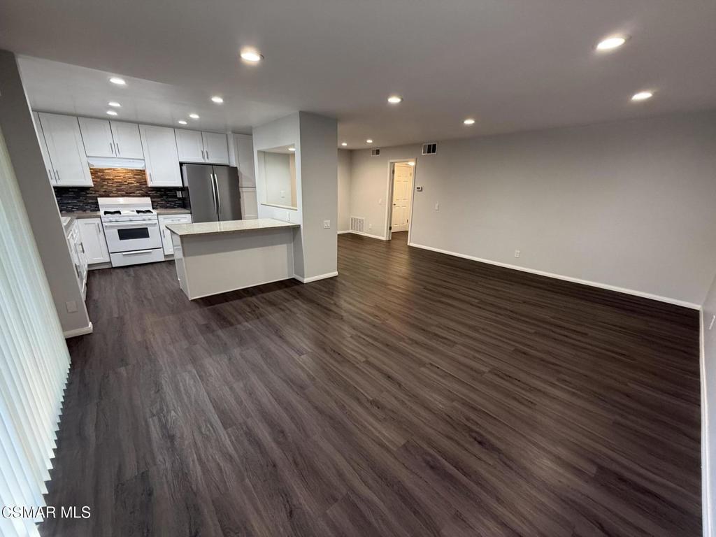 31505 Lindero Canyon Road 9