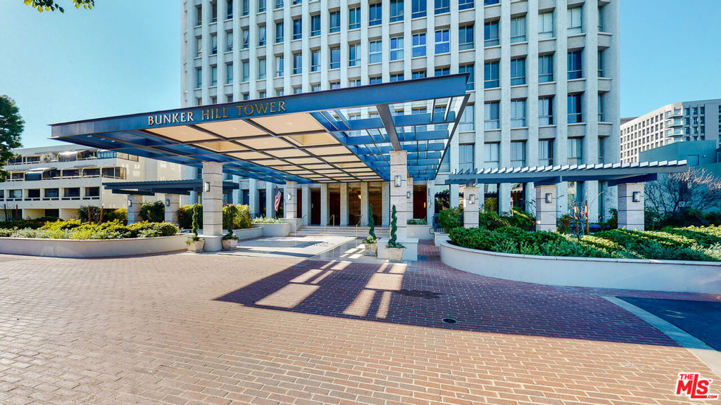 Properties 3 800 W 1st Street 3201