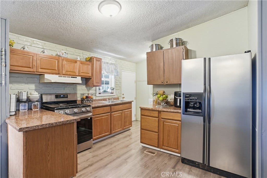 1301 Taft Highway 154