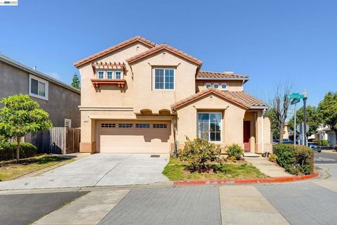 Photo of 2295 Regatta Way Way, San Leandro, CA 94579 (MLS # 41128766)