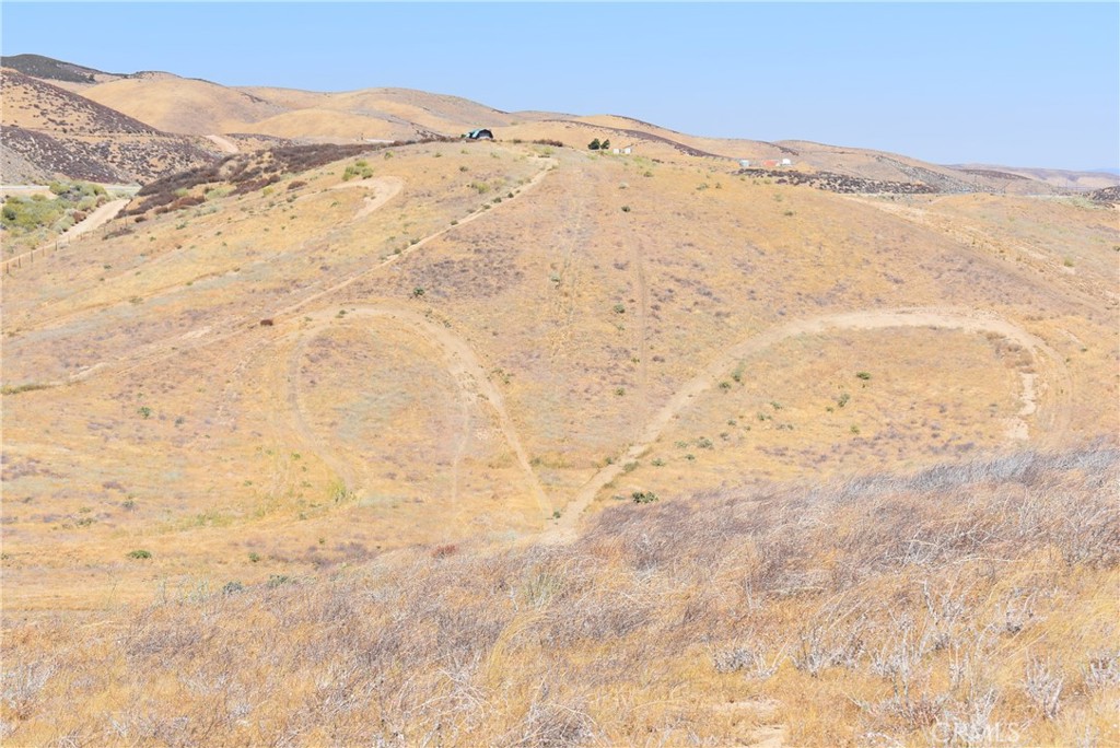2.52 acre residential lot in a remote area near the aqueduct. Great for riding your dirt bikes and ATVs. Zoned A12 for agriculture and animals. APN 3267-030-023. The southeast corner is at GPS Lat:34.68224 Lon:-118.37282