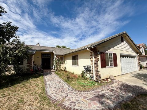 Photo of 1460 Stratus St, San Jacinto, CA 92582 (MLS # SW26095235)