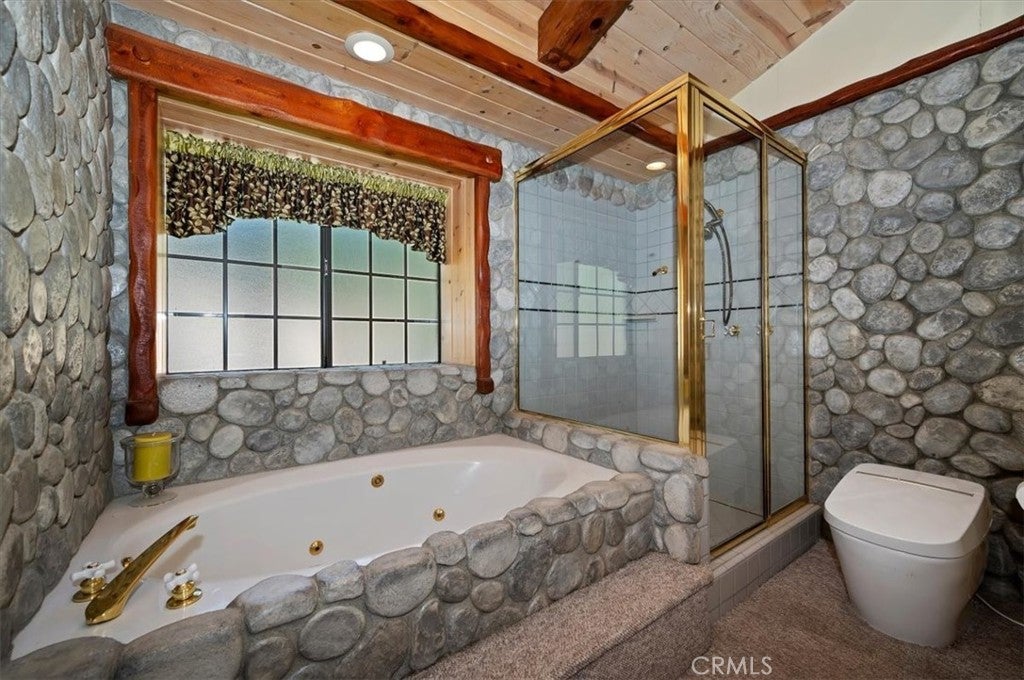 27487 Matterhorn Dr, Lake Arrowhead, CA, 92352, USA, 5 Bedrooms Bedrooms, ,5 BathroomsBathrooms,Residential,Active,27487 Matterhorn Dr,IG26112741