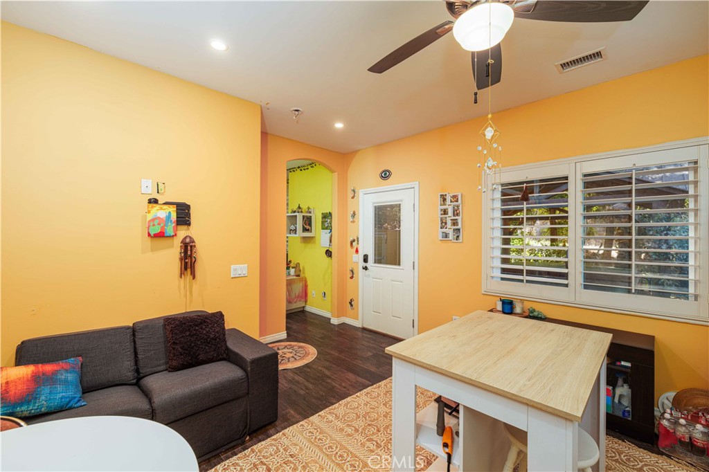 4133 Rogers Lane
