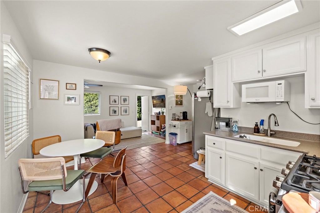 20451 Sun Valley Drive B