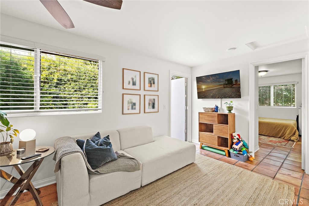 20451 Sun Valley Drive B