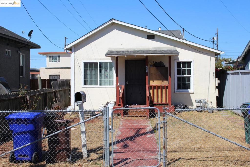 Opportunity knocks for this cash flow positive investment opportunity. 2 units with a garage conversion living space. Monthly total income is $5,600. This property is fully tenant occupied just looking for a new owner. Unit 261 is a 2 Bed 1 Bath home with over 700 sq. ft. of living space. The rear unit, 263, is a 1 Bed 1 Bath home above the garage with over 500 sq. ft. of living space. This one will not last.