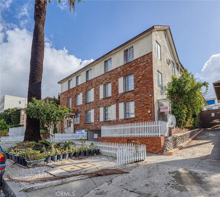 248 S Occidental Boulevard