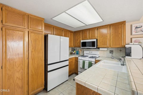 Tiny photo for 5968 Paseo Encantada, Camarillo, CA 93012 (MLS # V1-39239)