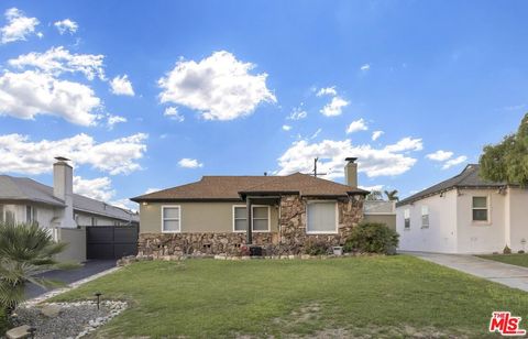 Photo of 6677 W 88th Street, Los Angeles, CA 90045 (MLS # 26658771)