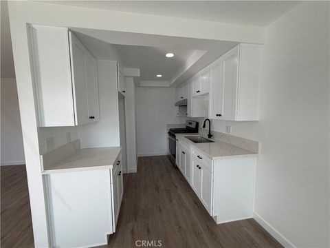 Photo of 1400 W Warner Avenue #42, Santa Ana, CA 92704 (MLS # OC26018284)