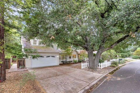 Photo of 14900 Quito Road, Los Gatos, CA 95032 (MLS # ML82042799)