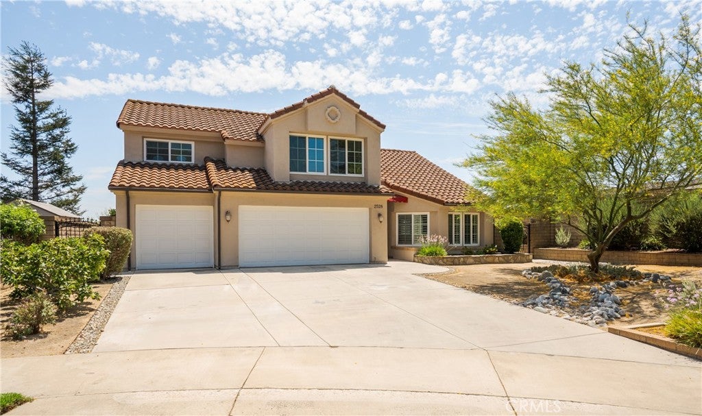 2528 Sloan