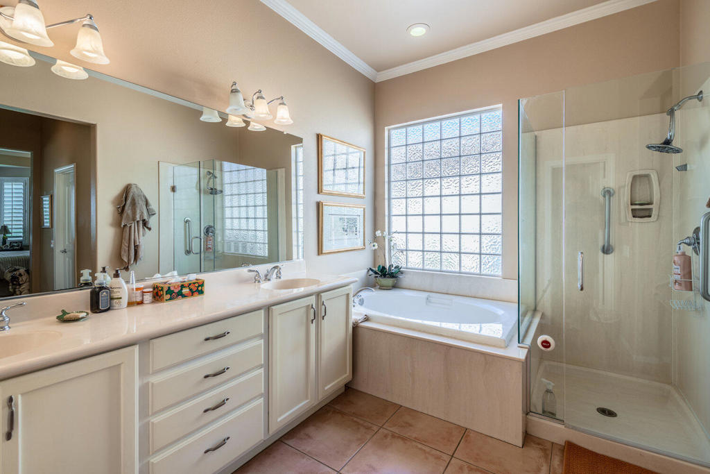 Heritage Palms CC - Residential