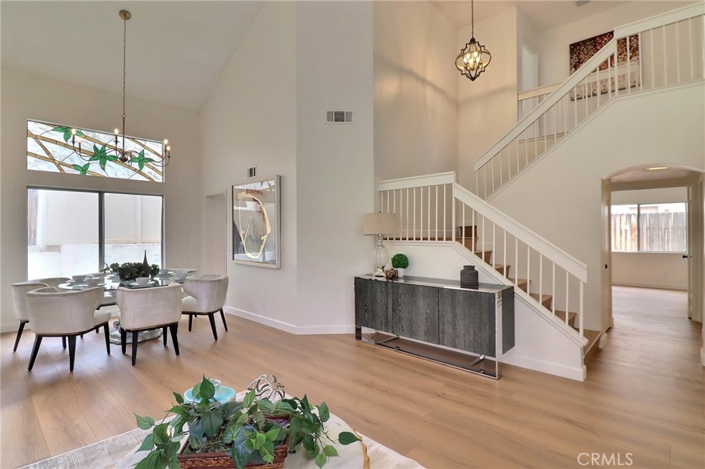 23948 Lone Pine