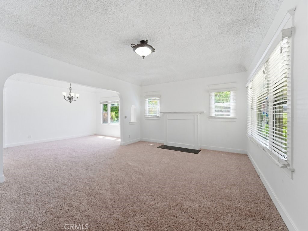 3454 W 76th Street