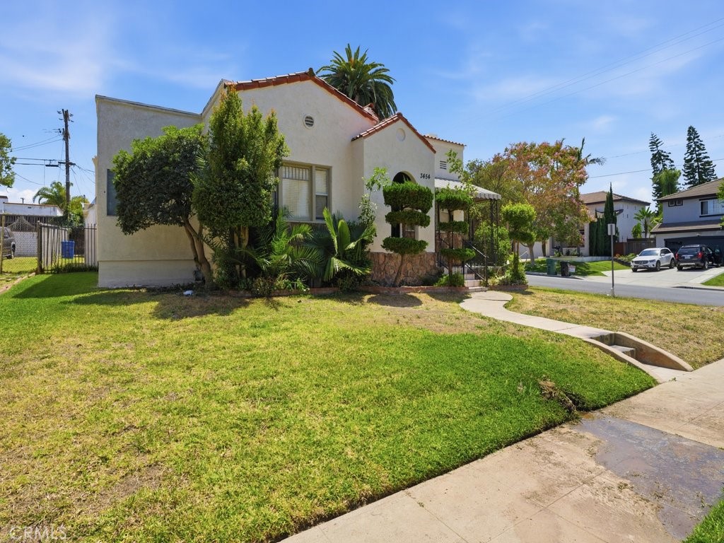 3454 W 76th Street