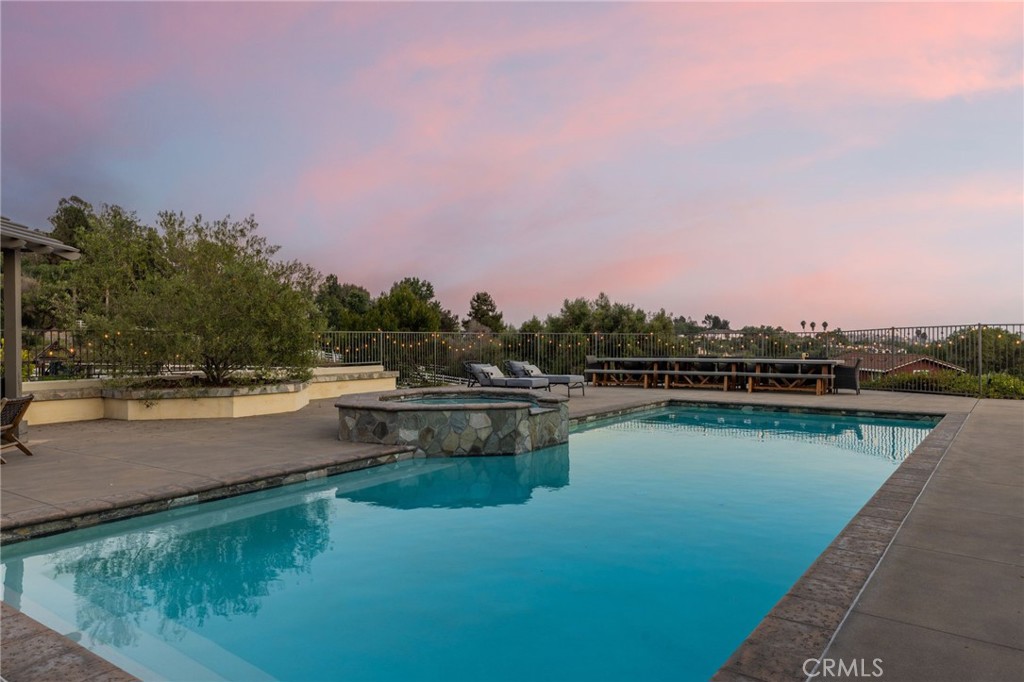 4 Golden Meadow Lane