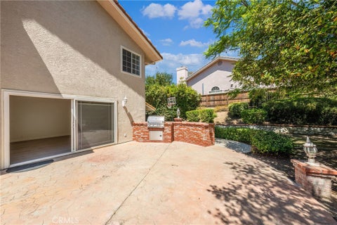 Tiny photo for 914 Sterling Oaks Court, Oak Park, CA 91377 (MLS # SR26191485)