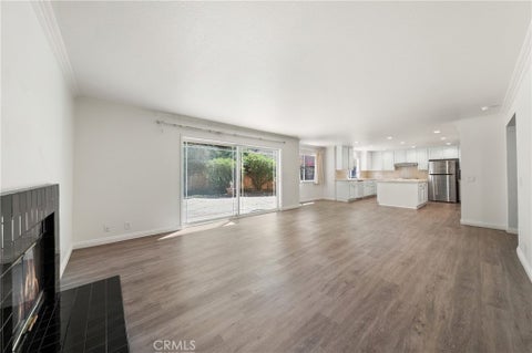 Tiny photo for 914 Sterling Oaks Court, Oak Park, CA 91377 (MLS # SR26191485)