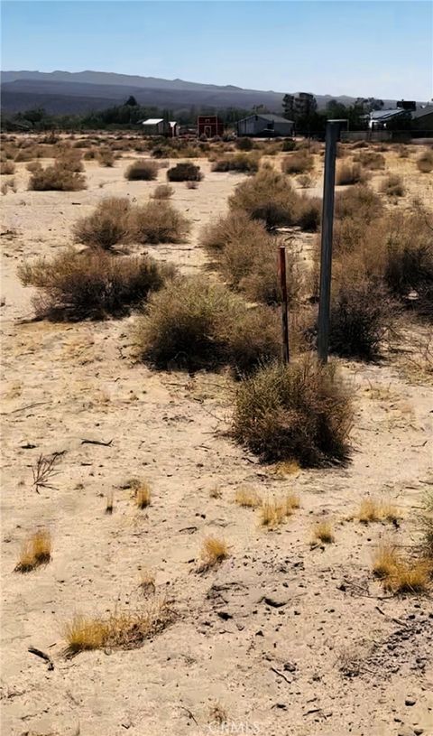 Photo of 0 Chloride Road, Newberry Springs, CA 92365 (MLS # IV25153908) Photo of 0 Chloride Road, Newberry Springs, CA 92365 (MLS # IV25153908)