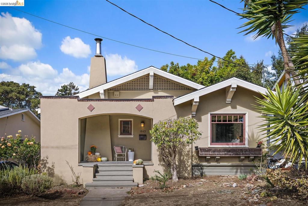 1863 Tacoma Ave