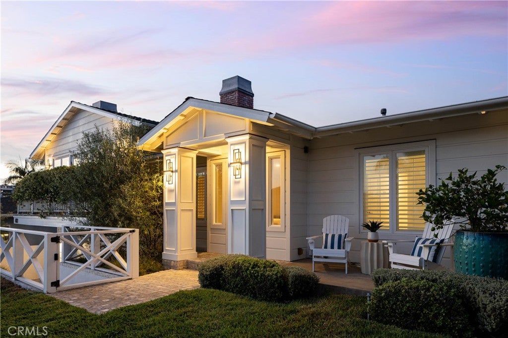 433 Seaward