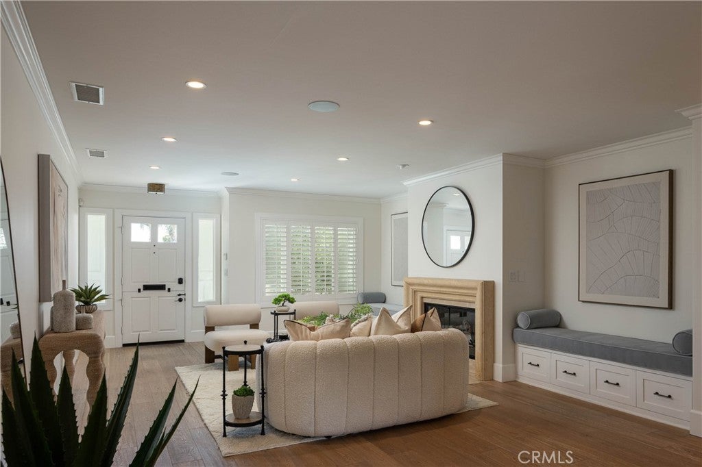 433 Seaward, Corona Del Mar CA 92625 - Photo 8