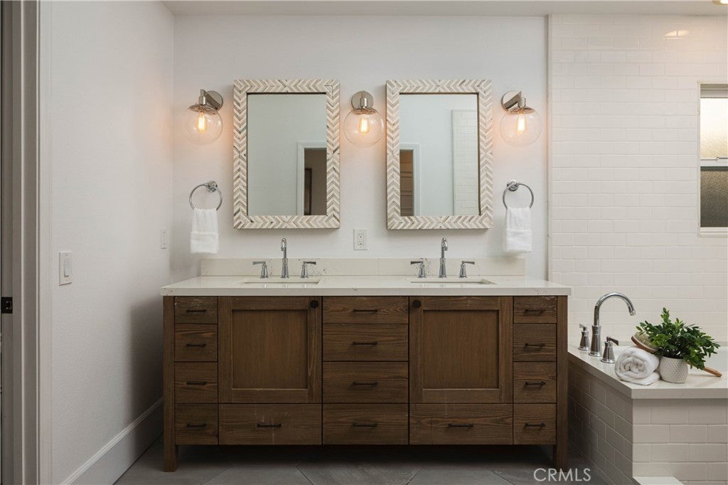 433 Seaward, Corona Del Mar CA 92625 - Photo 16
