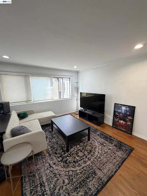 Photo of 1015 N Kings Rd #309, West Hollywood, CA 90069 (MLS # 41143020)