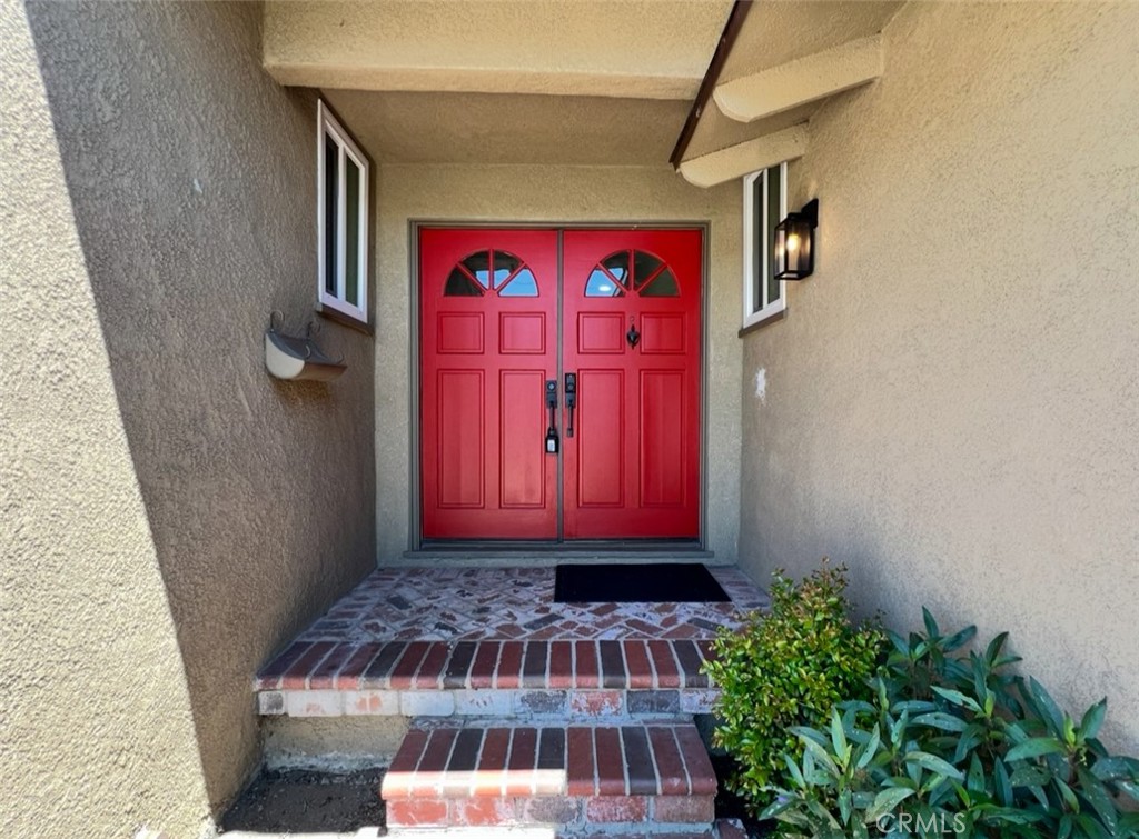 1135 W Coolfield Drive