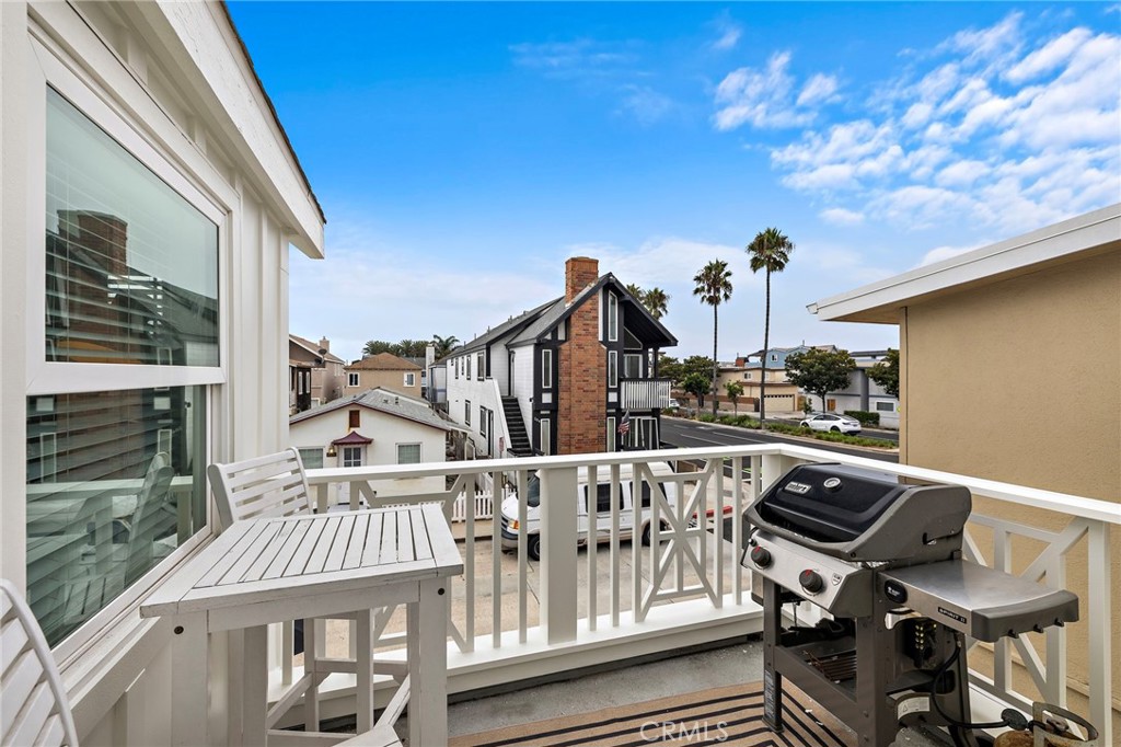West Newport Beach (WSNB) - Residential Income