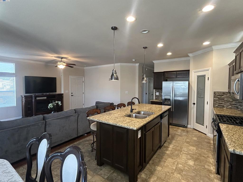 HAYWARD - Manufactured In Park