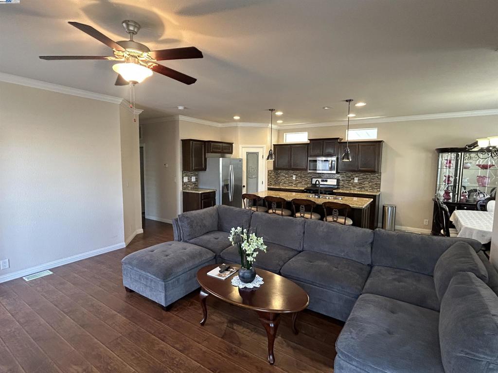 HAYWARD - Manufactured In Park