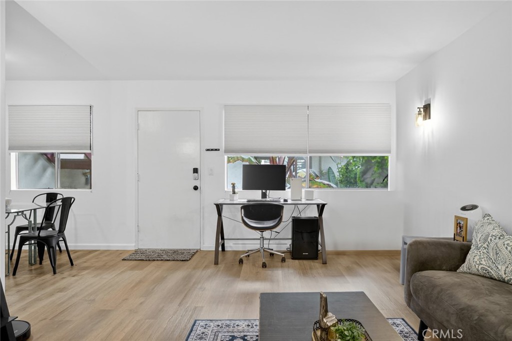 Lynn Manor (LNM) - Residential