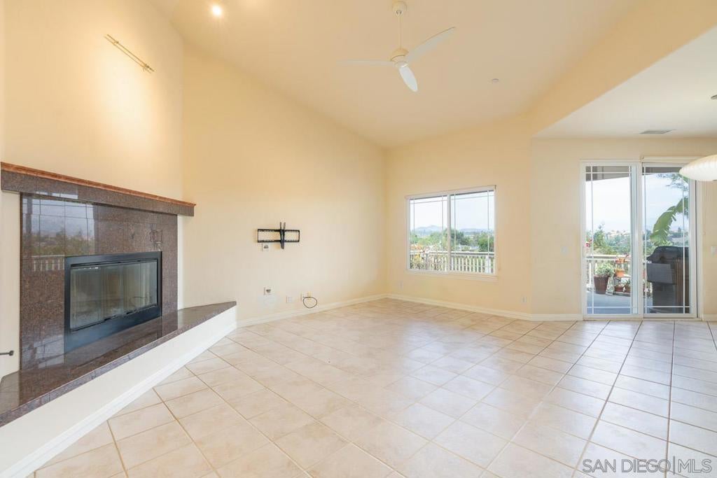 613 Carnation Lane