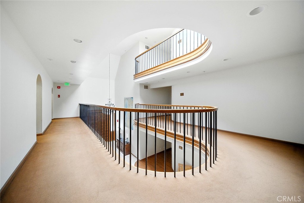 6322 Riviera Cir.