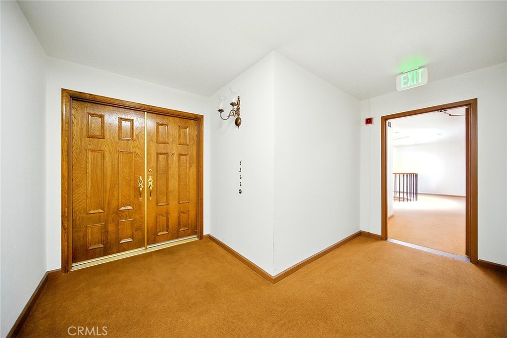 6322 Riviera Cir.