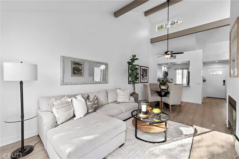 Photo of 34 Dianthus, Rancho Santa Margarita, CA 92688 (MLS # OC25236179)