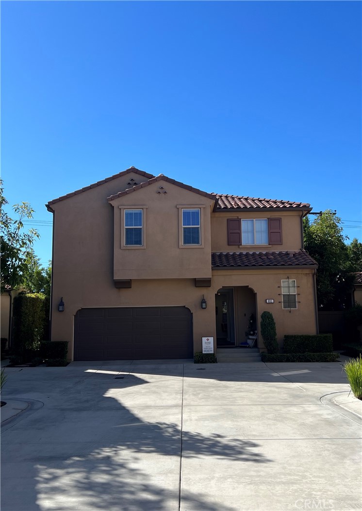 6311 Wisteria