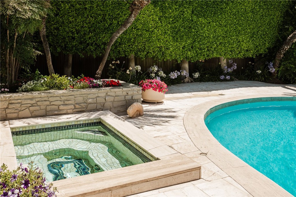 Virginia Country Club (VCC) - Residential