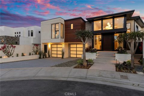 Photo of 23502 Seaward Isle Isle, Dana Point, CA 92629 (MLS # OC26071269)